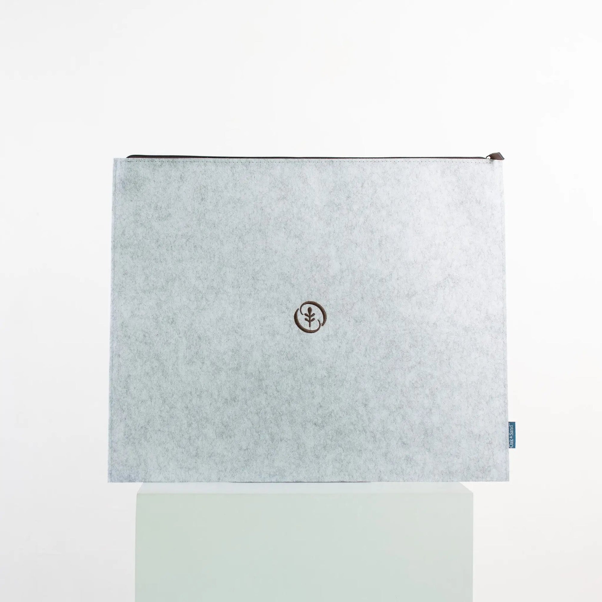 The Essential Felt Bag
