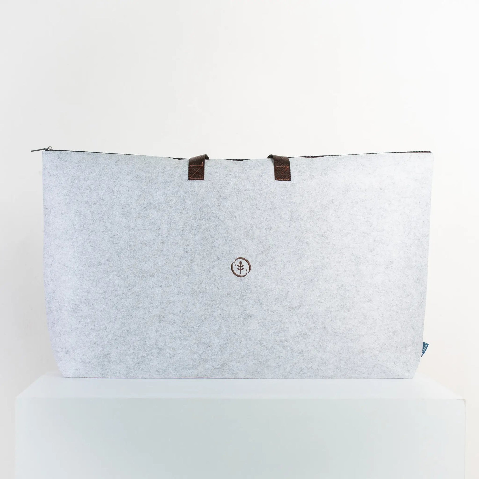The Essential Felt Bag