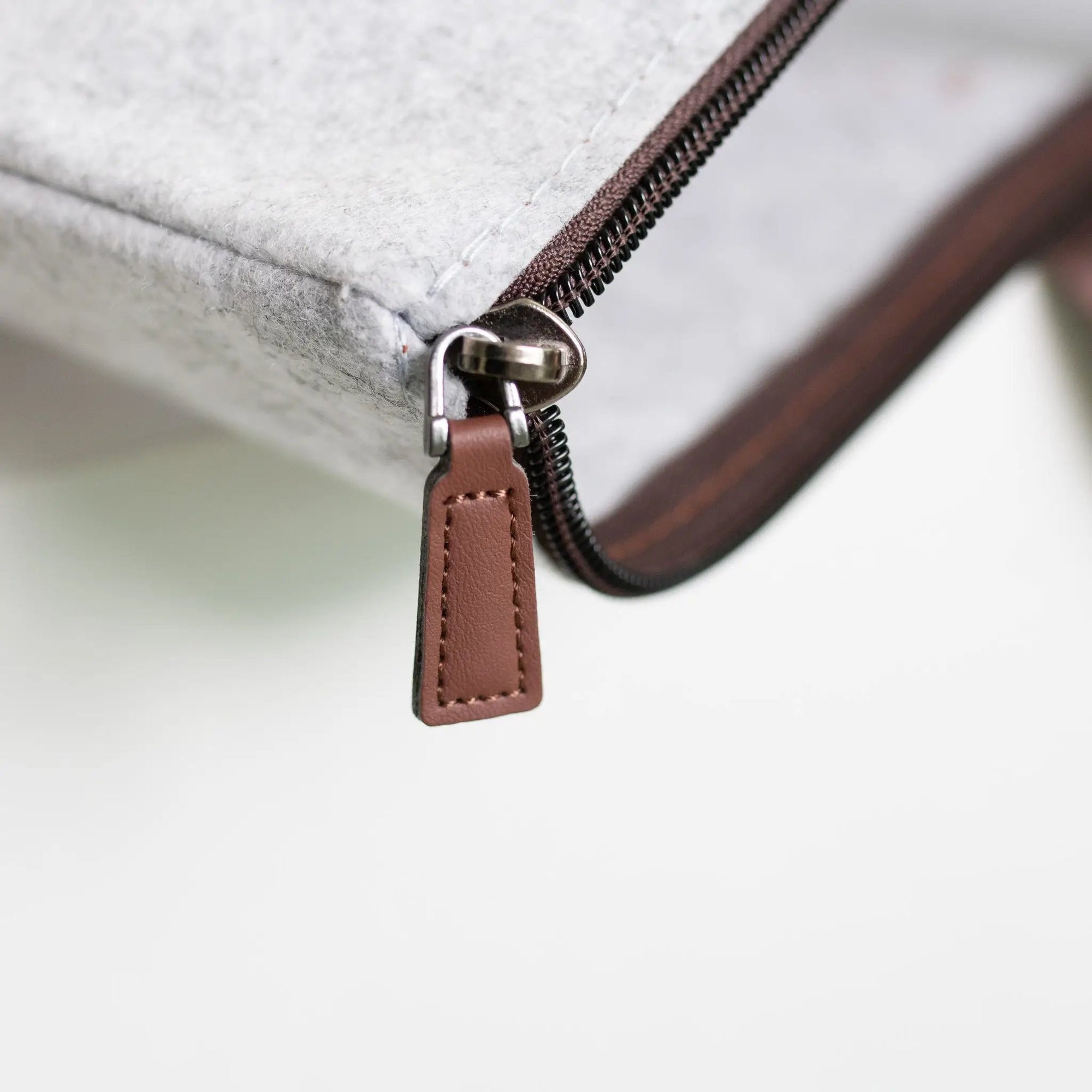 The Essential Felt Bag