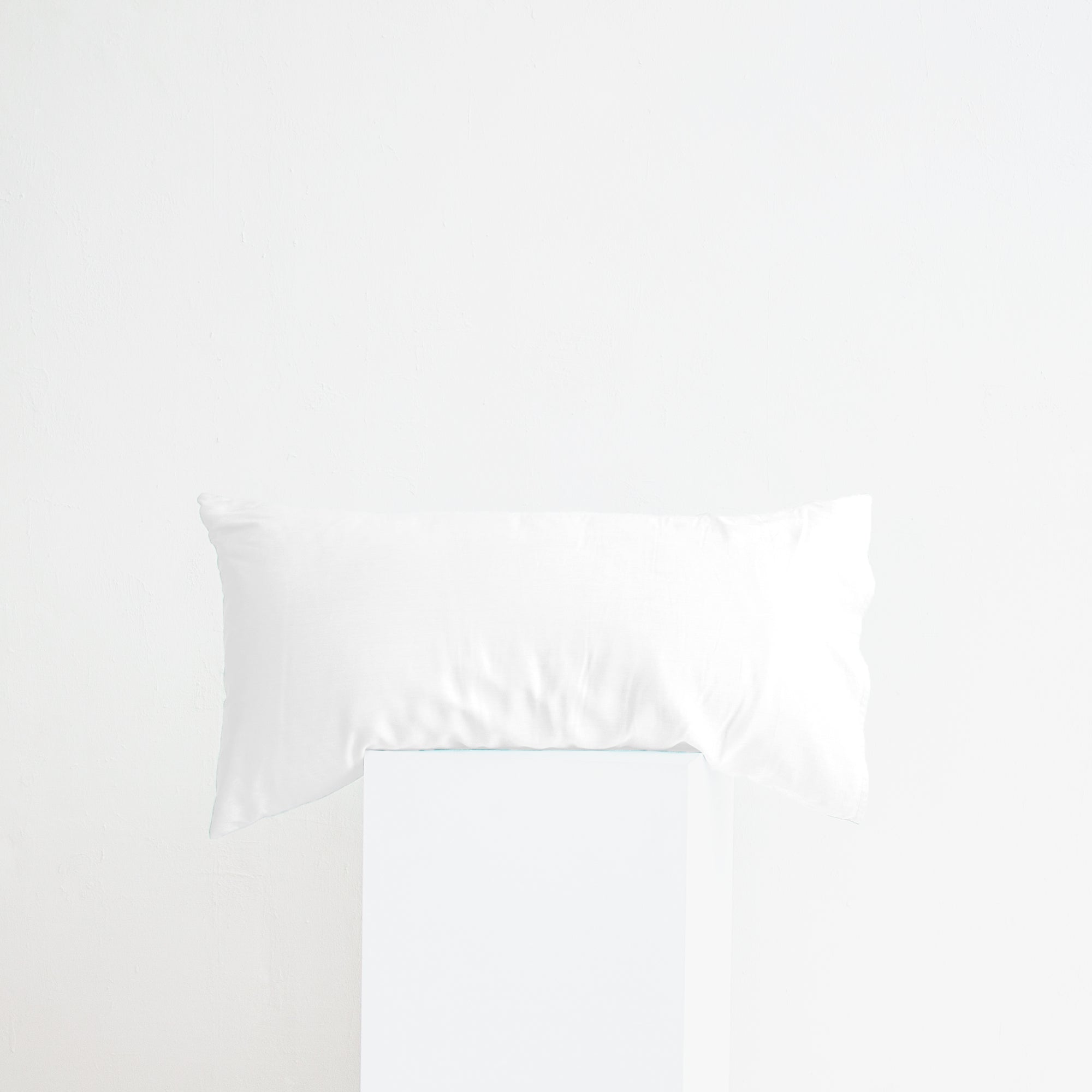 TENCEL™ X Naia™ Wide/King Pillowcase Pair