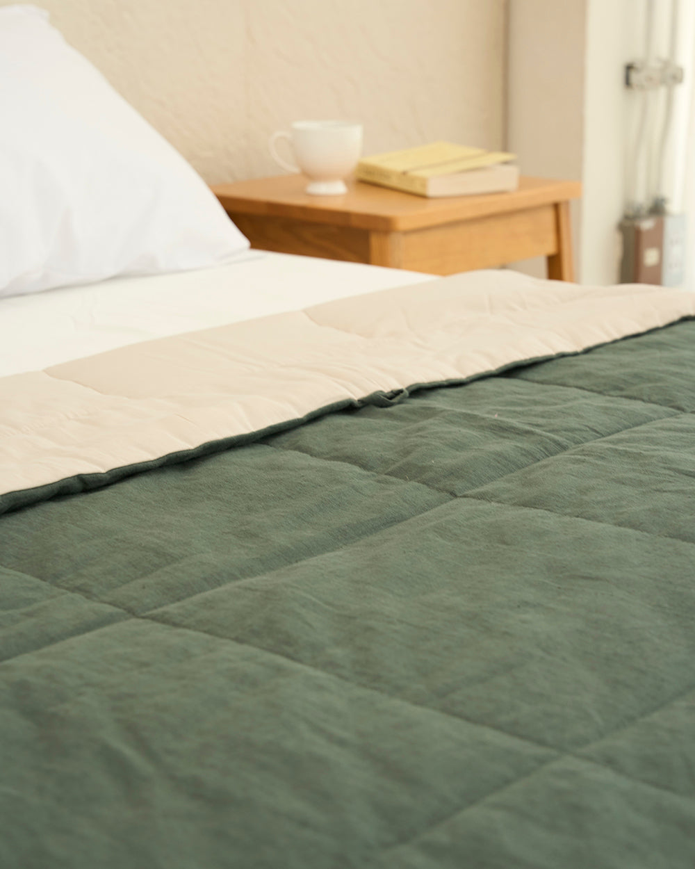 Amara Cooling Dual-Sided Quilt Blanket for Hot Sleepers (Singapore Orders)